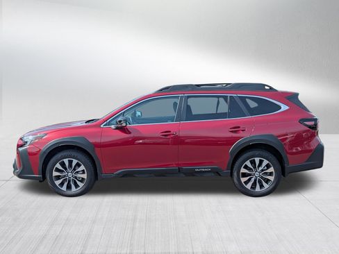 Used 2025 Subaru Outback Limited XT AWD/4WD image 4