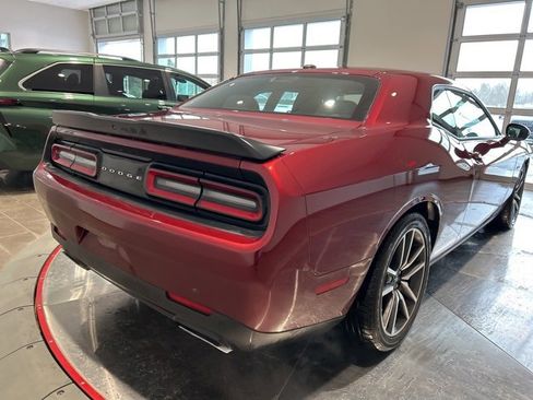 Used 2023 Dodge Challenger R/T image 7
