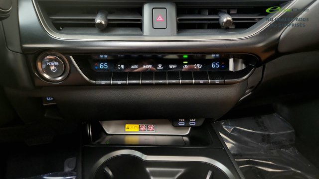 Used 2025 Lexus UX 300h FWD w/ Accessory Package (Z1) image 59