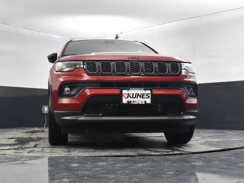 New 2026 Jeep Compass Latitude image 43