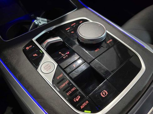 Used 2024 BMW X5 xDrive40i w/ Premium Package image 36