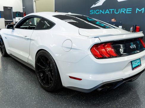 Used 2018 Ford Mustang GT Premium RWD image 7