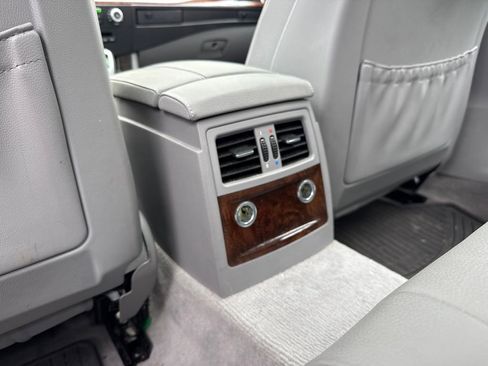 Used 2010 BMW 528i Sedan image 23