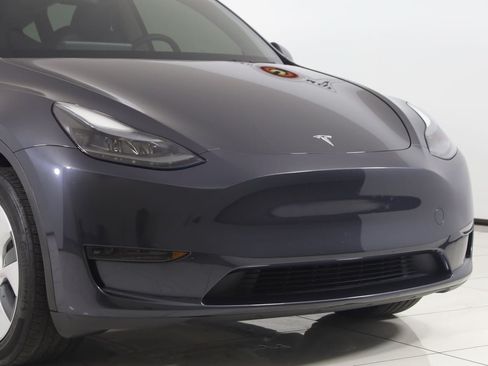 Used 2024 Tesla Model Y Long Range RWD image 36