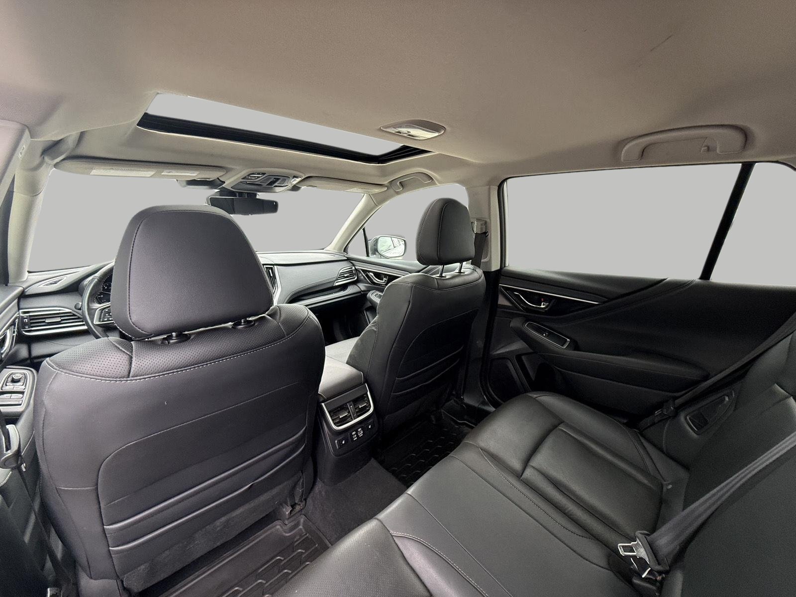 Used 2023 Subaru Outback Touring AWD/4WD image 28