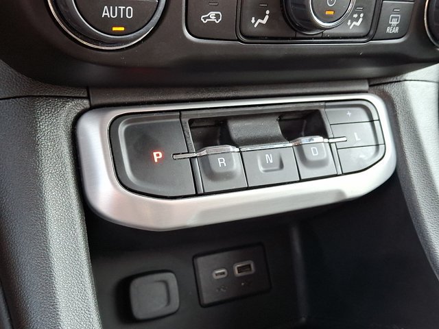 Used 2023 GMC Acadia SLE FWD image 18