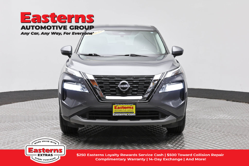 Used 2023 Nissan Rogue SV AWD/4WD image 3