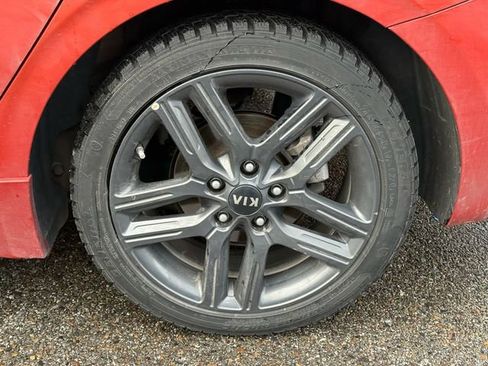 Used 2020 Kia Forte GT-Line w/ GT-Line Premium Package image 13