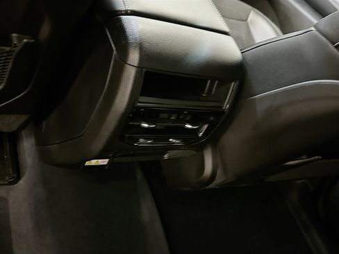 Used 2023 Jeep Grand Cherokee Altitude image 27