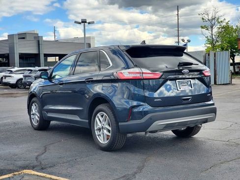 Certified 2024 Ford Edge SEL w/ Convenience Package AWD/4WD image 4