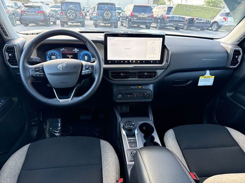 Certified 2025 Ford Bronco Sport Big Bend w/ Convenience Package image 6