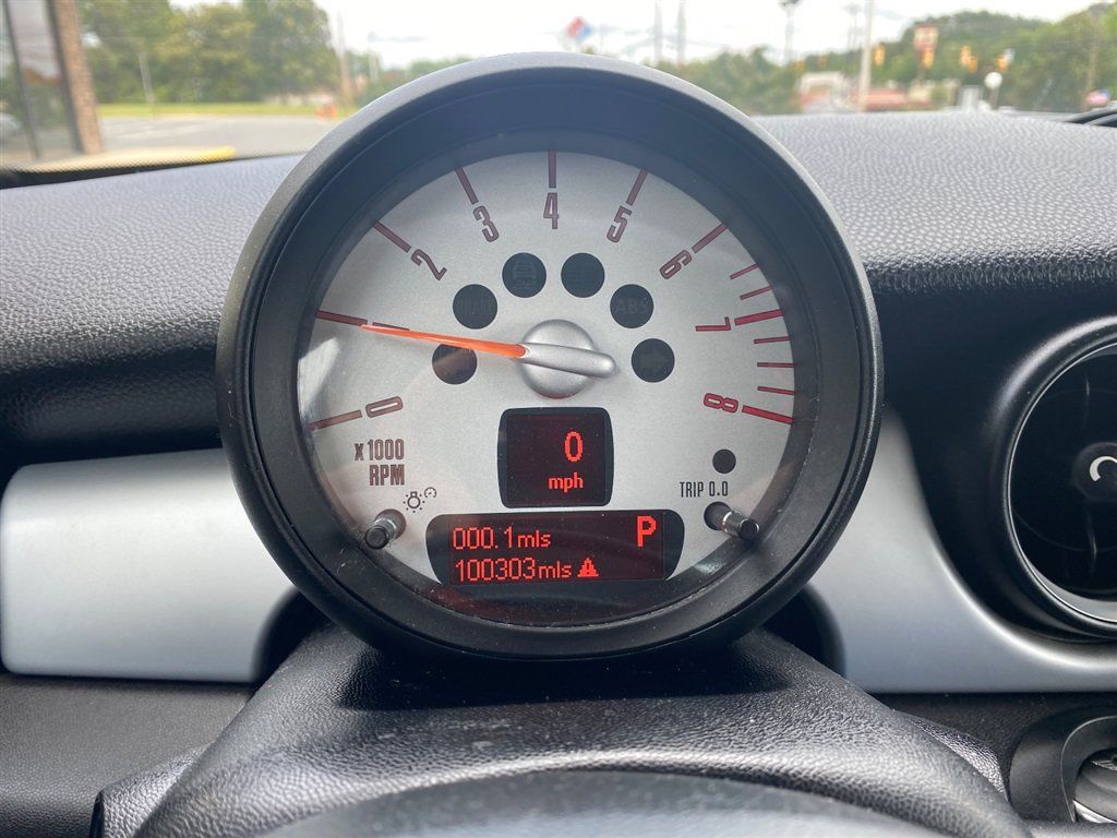 Used 2013 MINI Cooper Hardtop FWD image 9