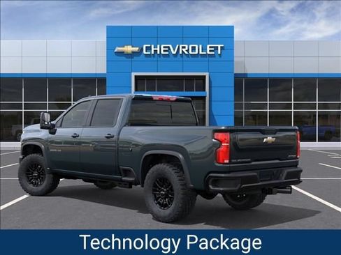 New 2026 Chevrolet Silverado 2500 ZR2 AWD/4WD image 3