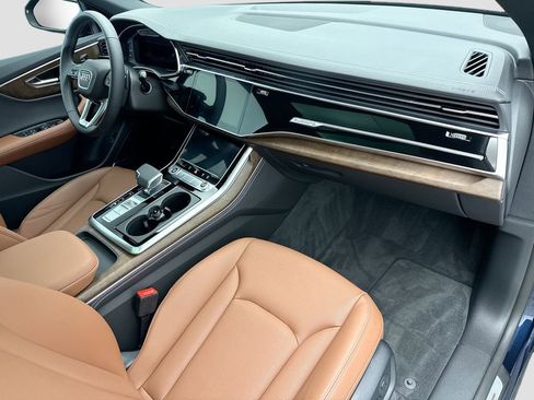 Used 2025 Audi Q8 Premium Plus image 16