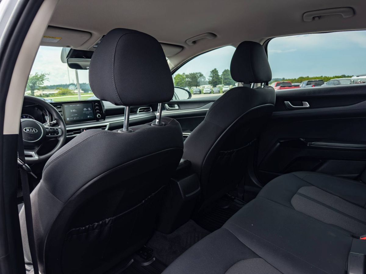 Used 2021 Kia K5 LXS FWD image 6