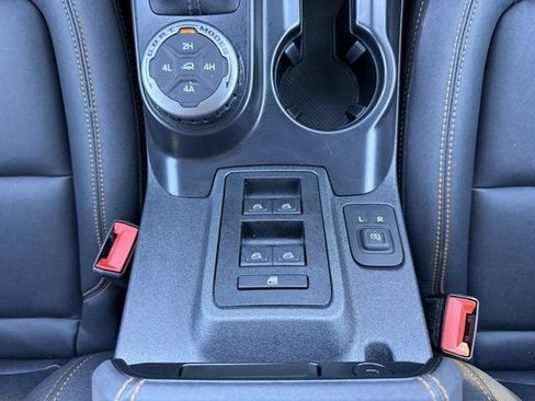 Certified 2024 Ford Bronco Badlands image 34