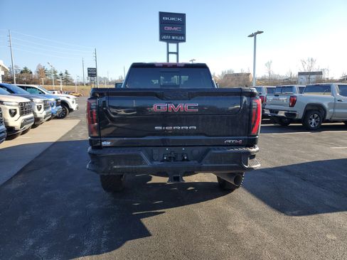 New 2025 GMC Sierra 2500 AT4 w/ AT4 Premium Plus Package image 5