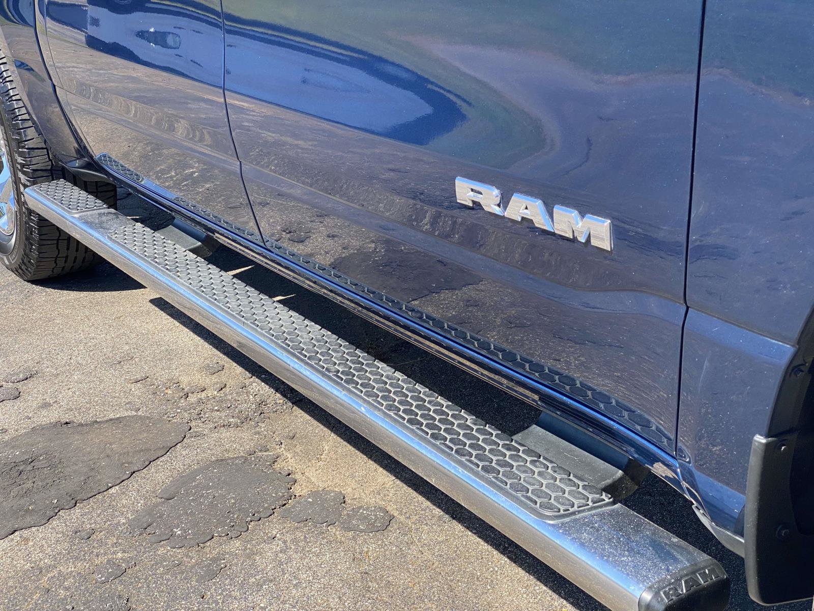 Used 2020 RAM 1500 Big Horn AWD/4WD image 38