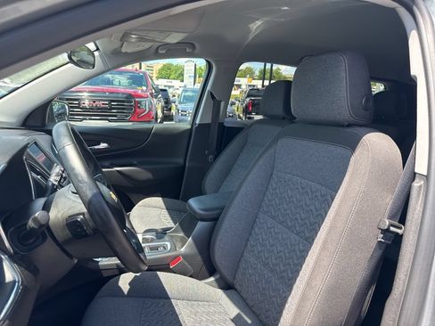 Used 2024 Chevrolet Equinox LT w/ LPO, Floor Liner Package FWD image 14