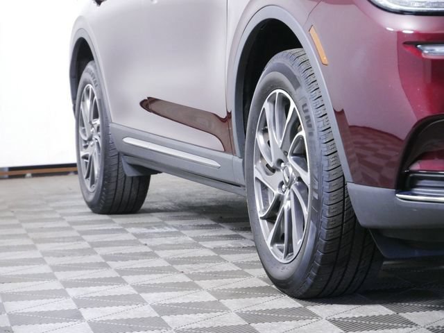 Used 2021 Lincoln Corsair AWD w/ Equipment Group 101A image 2