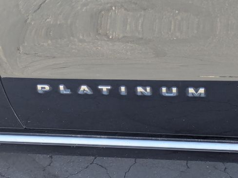 Used 2020 Ford Expedition Platinum AWD/4WD image 12