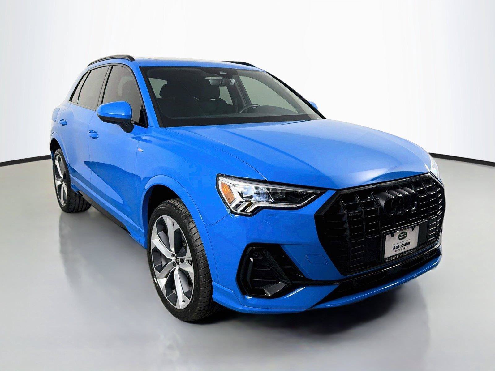Used 2022 Audi Q3 2.0T Premium Plus AWD/4WD image 3