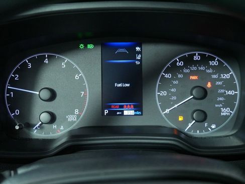 Used 2025 Toyota Corolla LE FWD image 27