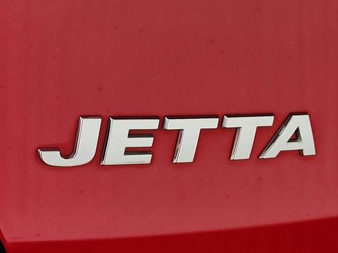 Used 2019 Volkswagen Jetta SE image 30