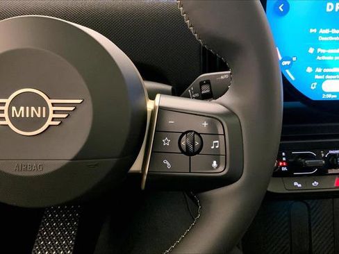 Certified 2025 MINI Cooper S image 19