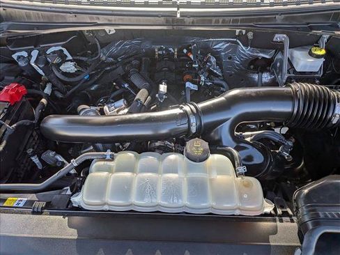 Used 2023 Ford Expedition XLT RWD image 25