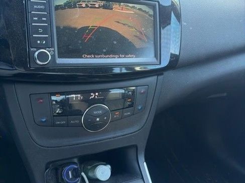 Used 2019 Nissan Sentra SV w/ Special Edition Package FWD image 2