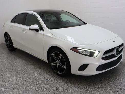 Used 2021 Mercedes-Benz A 220 image 4