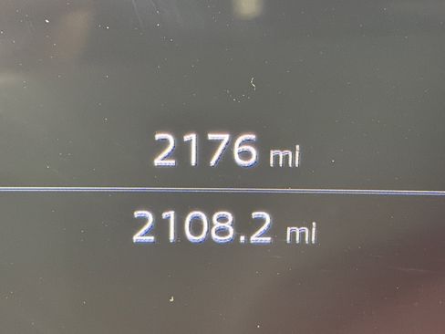 Used 2025 Audi Q5 Premium w/ Convenience Package image 5