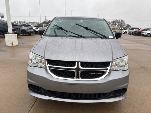 Used 2017 Dodge Grand Caravan SE w/ Power Window Group image 8