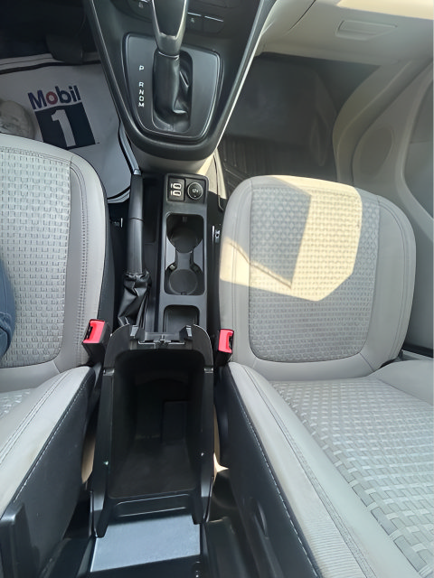 Used 2019 Ford Transit Connect XLT FWD image 21