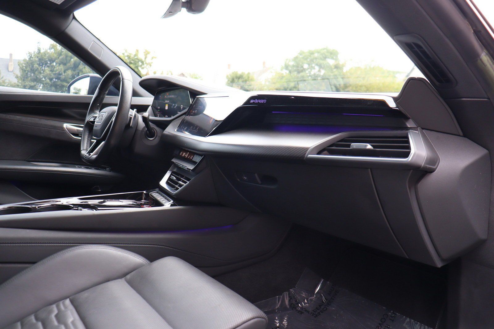 Used 2022 Audi e-tron GT Prestige w/ Prestige Package AWD/4WD image 19