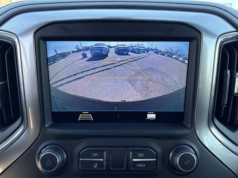 Used 2020 Chevrolet Silverado 1500 RST image 18