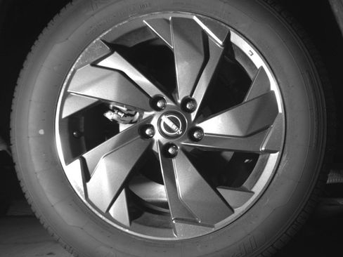 Used 2025 Nissan Rogue SV image 15