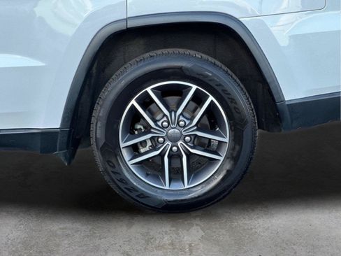 Used 2020 Jeep Grand Cherokee Limited RWD image 28