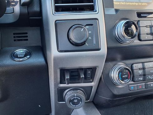 Used 2021 Ford F450 Platinum w/ FX4 Off-Road Package image 12