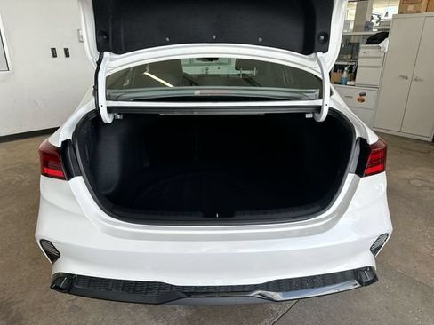 Certified 2023 Kia Forte GT-Line FWD image 22