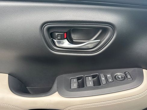 New 2026 Honda HR-V LX image 11