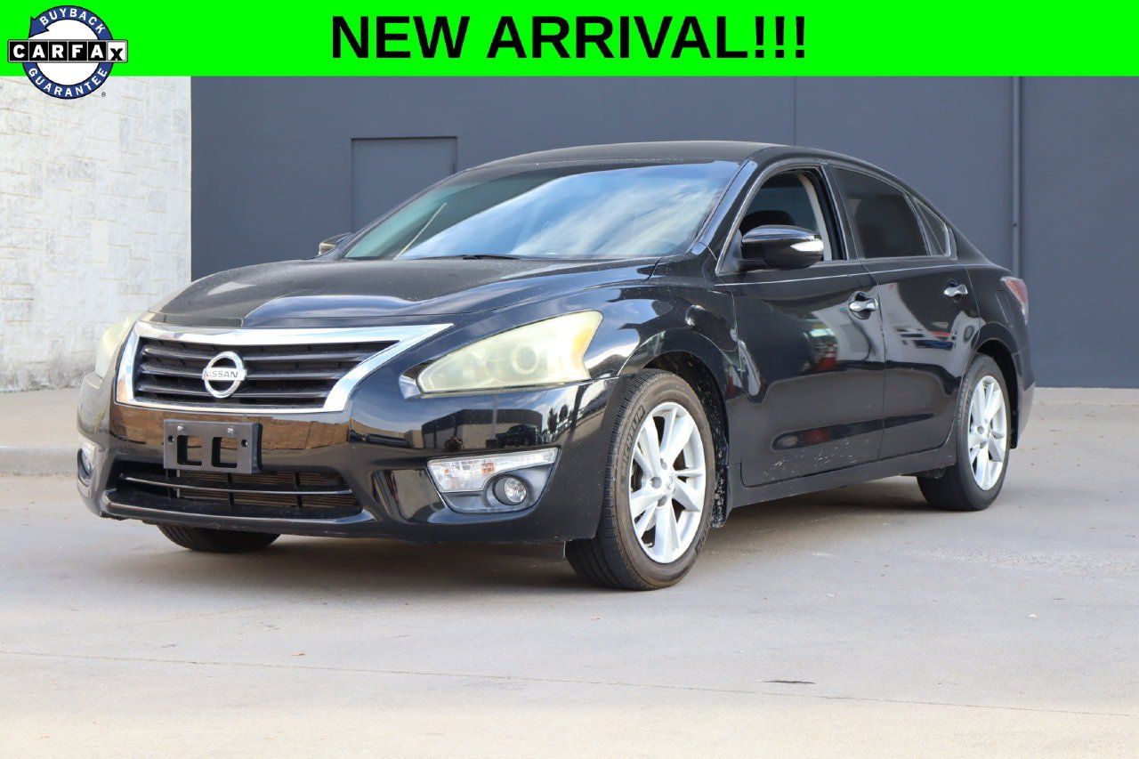 Used 2015 Nissan Altima 2.5 SV w/ Convenience Package FWD image 1