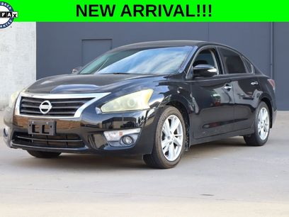 Used 2015 Nissan Altima 2.5 SV w/ Convenience Package