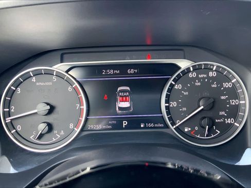 Used 2023 Nissan Rogue SV image 25