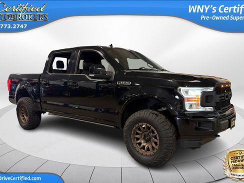 Used 2018 Ford F150 Lariat w/ Equipment Group 502A Luxury AWD/4WD image 3
