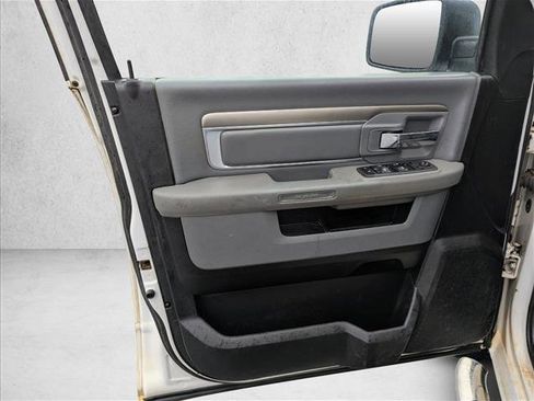 Used 2019 RAM 1500 Classic SLT image 20