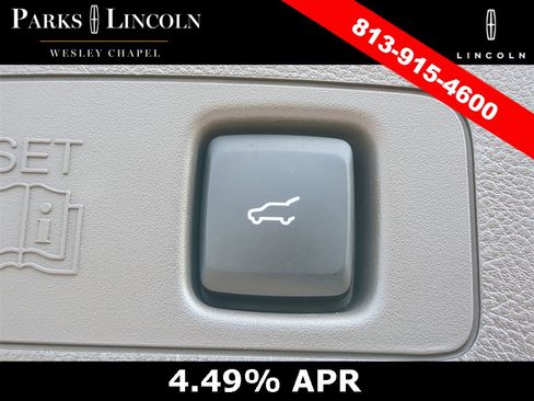 Certified 2022 Lincoln Corsair FWD image 9