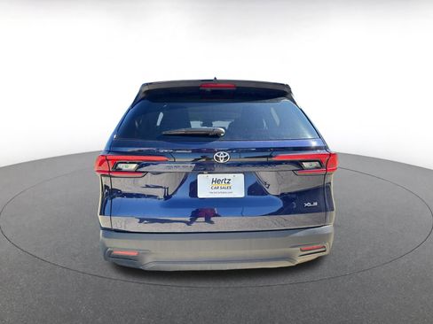 Used 2025 Toyota Grand Highlander XLE image 5