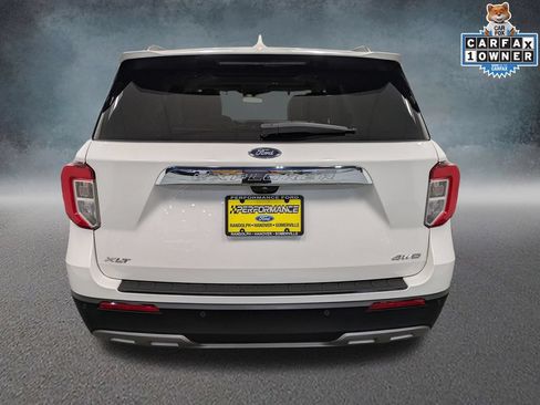Used 2023 Ford Explorer XLT w/ Equipment Group 202A AWD/4WD image 5
